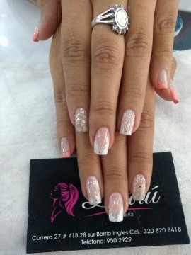 manicure hombre y mujer 